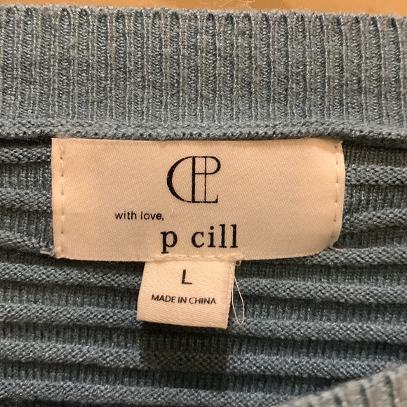 P Cill Cropped Sweatshirt with Bell Tie Sleeves - L - Picture 4 of 5